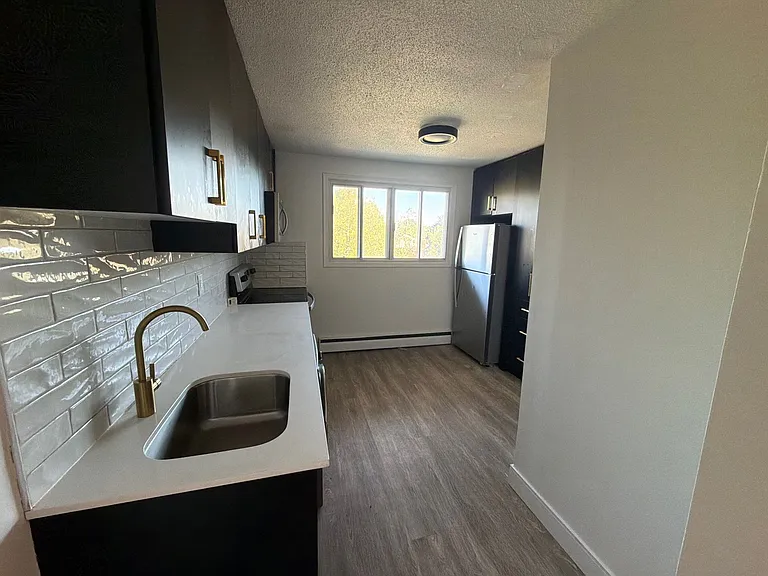 280 Lorne Ave #23 — Photo 12