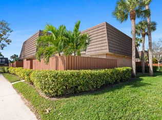 2330 23rd Ct, Jupiter, FL 33477