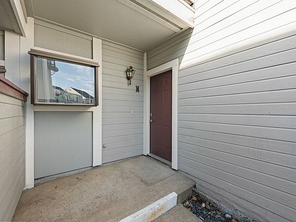 2nd image of 7401 Auburn Oaks Ct #M-1