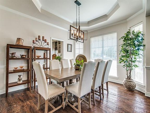 5th image of 1227 Chandler Cir