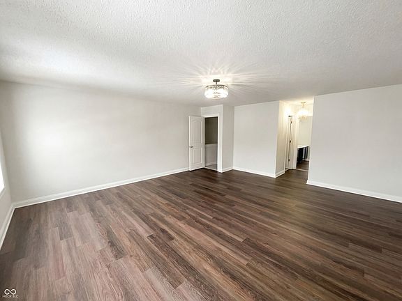 4th image of 9445 Treyburn Lakes Dr