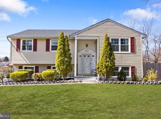 34 Overhill Rd, Stratford, NJ 08084