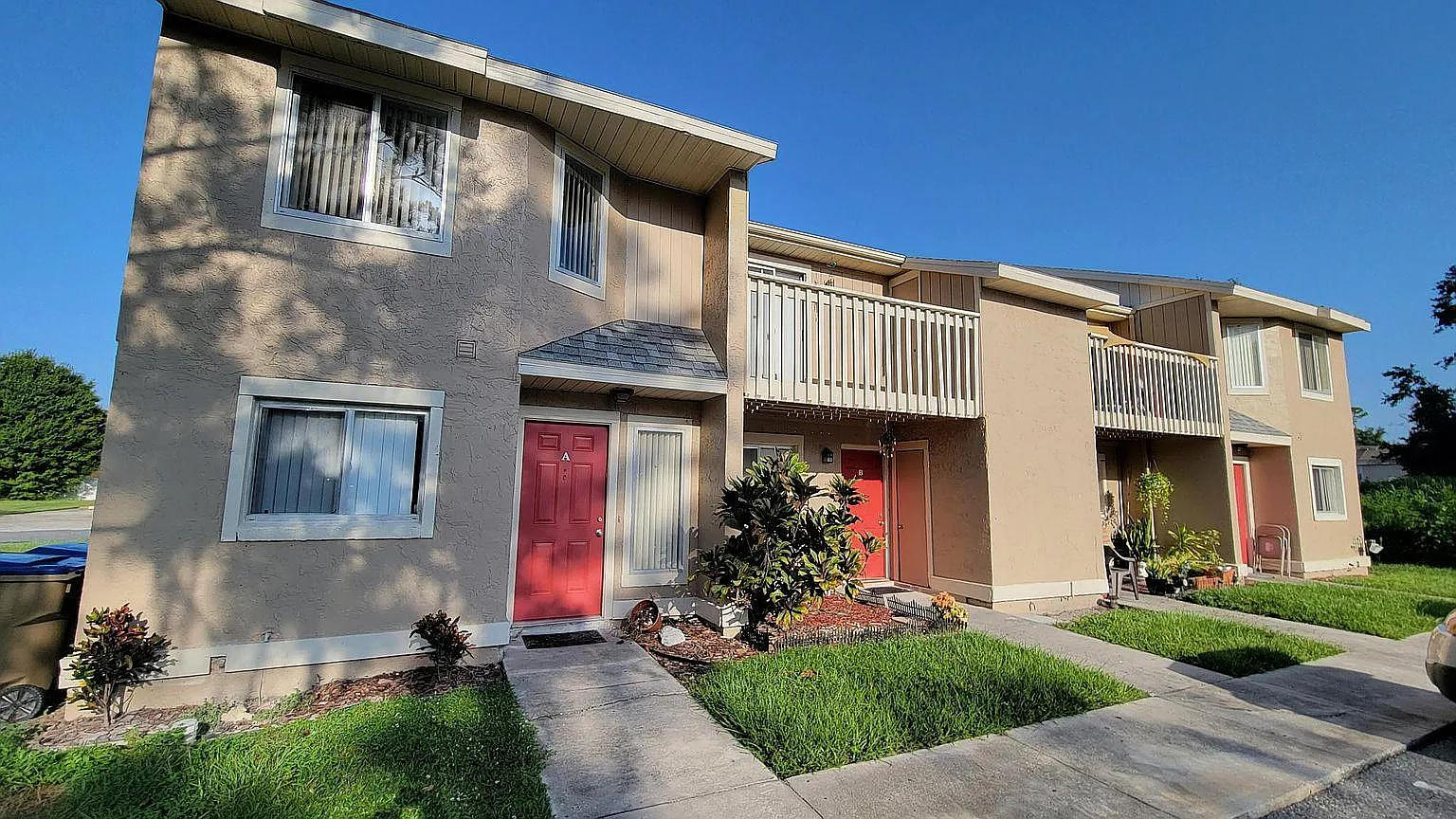 2 bed, 2.5 bath, 1088 sqft, $1,650 — Photo 2