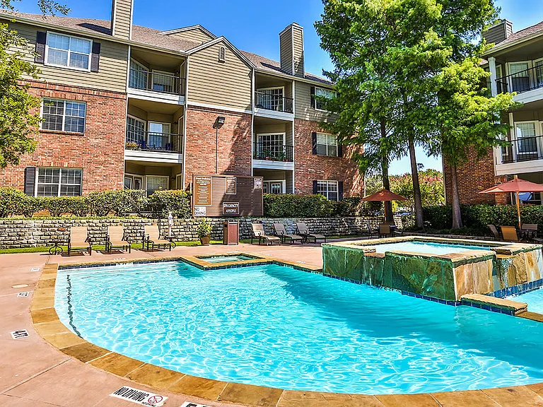 Year Round Spa/ Hot Tub