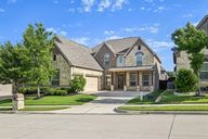 Rhett Dr-1405-001.jpg