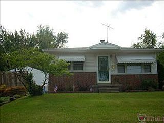 1st image of 318 High Grove Blvd