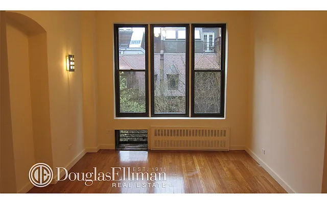 Rented by Douglas Elliman | media 22