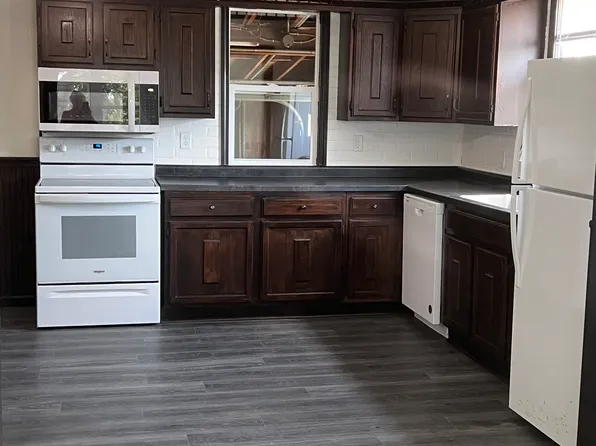 118 N 3rd St, Moville, IA 51039
