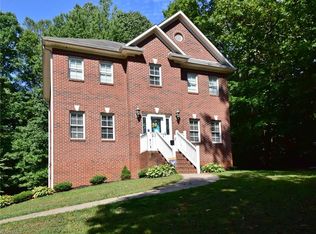 6201 Judge Clement Rd, Walkertown, NC 27051