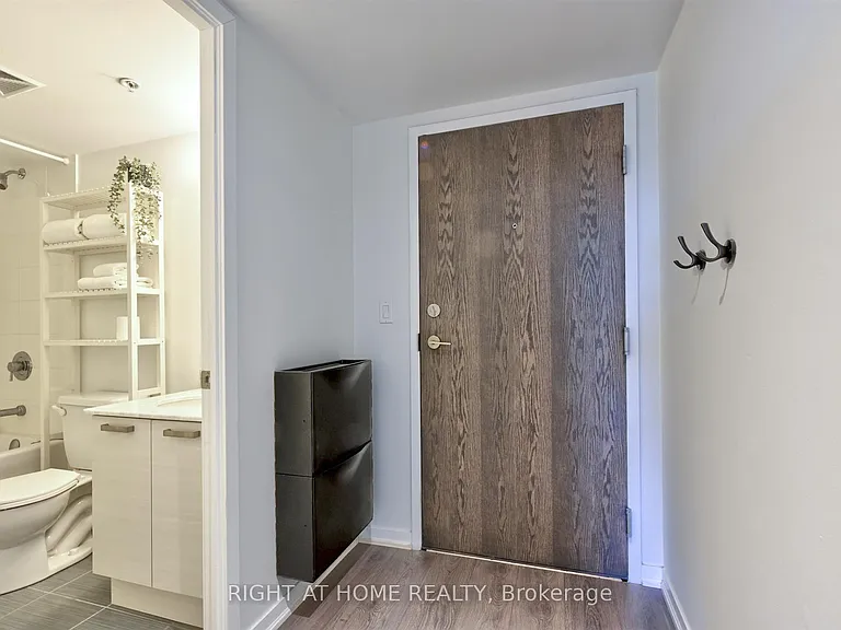 68 Abell St W #336 — Photo 12