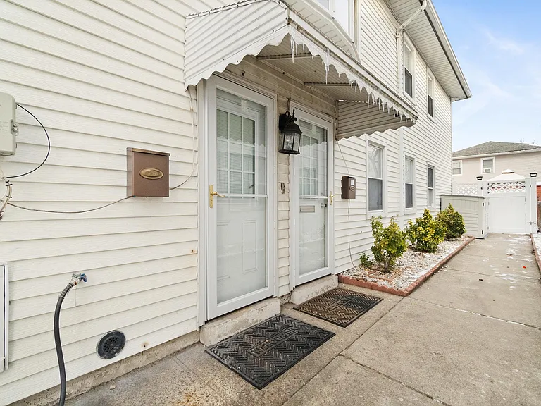 36 Crossgate Rd #1 — Photo 20