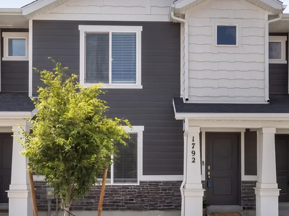 1792 N Blue Iris Ave #1063, Tooele, UT 84074