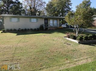 102 Cherry St, Toccoa, GA 30577