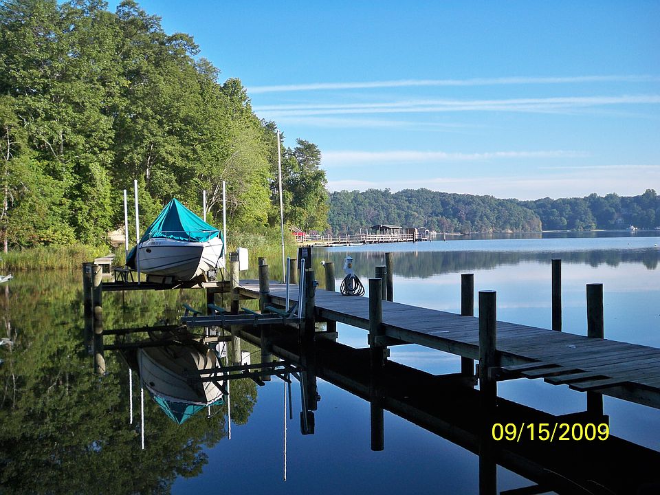 1st image of 606 Echo Cove Dr