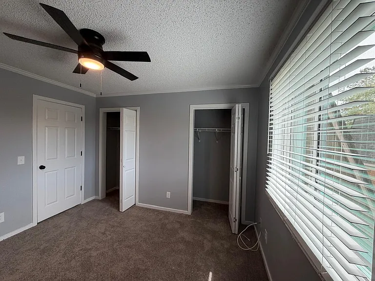 31 Canterbury Ct — Photo 39