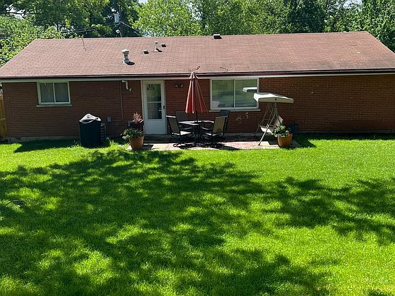 4th image of 866 Heatherstone Dr