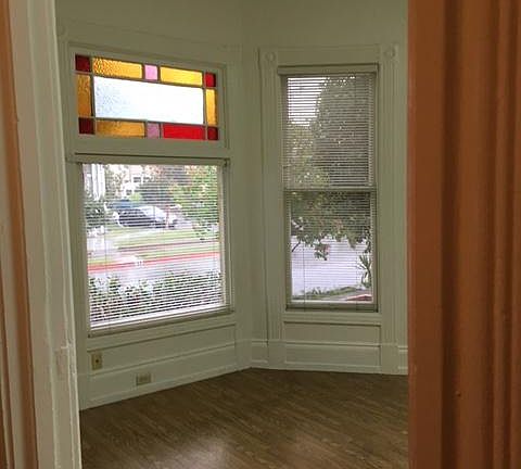 2nd image of 131 Gifford Ave APT A