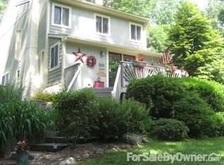 67 Clear Lake Mnr, North Branford, CT 06471