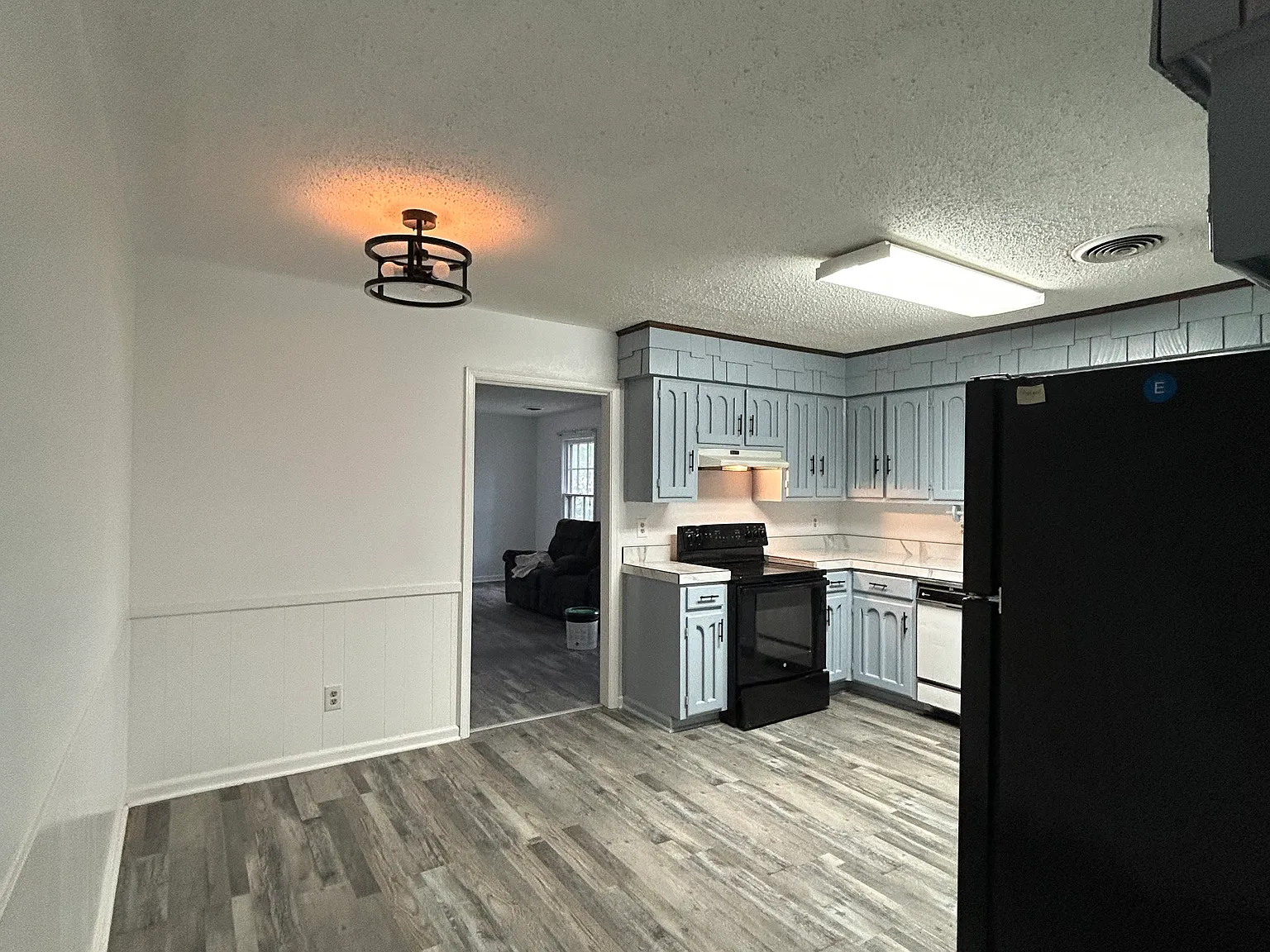 4 bed, 1713 sqft, $1,500 — Photo 4