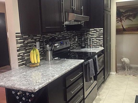 5th image of 10727 Ironwood Ave