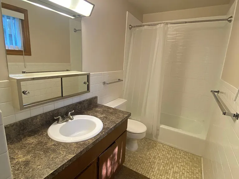 830 S 10th St #5 — Photo 3