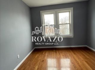 180 Alexander St FLOOR 3, Newark, NJ 07106