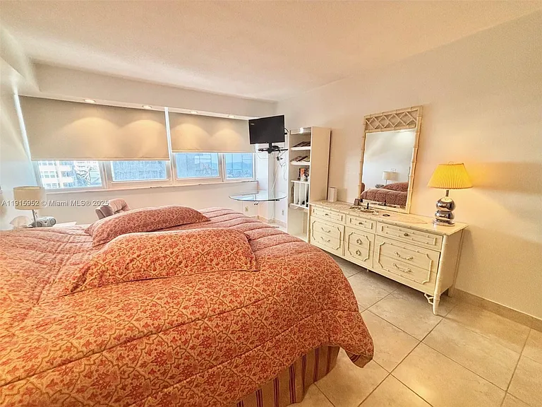 2030 S Ocean Dr #521 — Photo 14