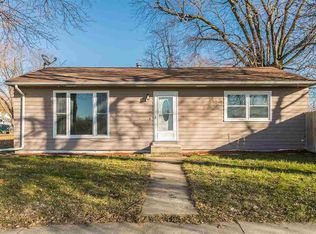 1373 21st Ave SW, Cedar Rapids, IA 52404