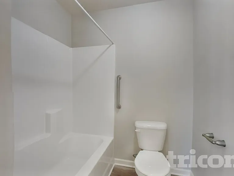 4114 Vershire Ave — Photo 9