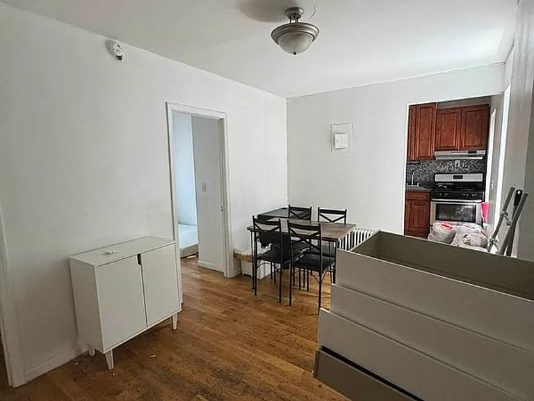 124 E 107th St #10 — Photo 7