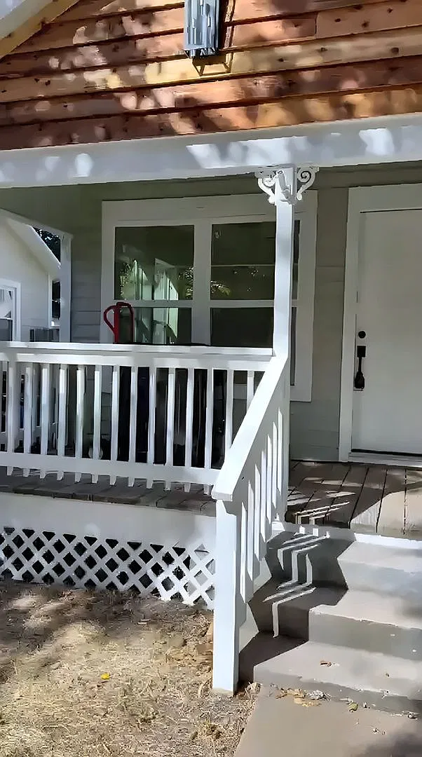 Remodeled 3 Bed Home in Texas City - Sec 8 Welcome — Photo 3