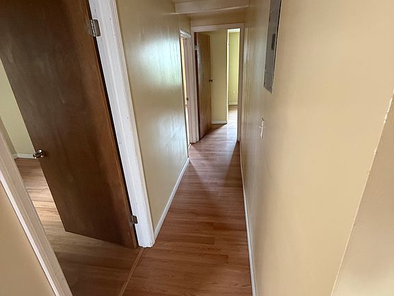5th image of 133 New York Ave APT 2
