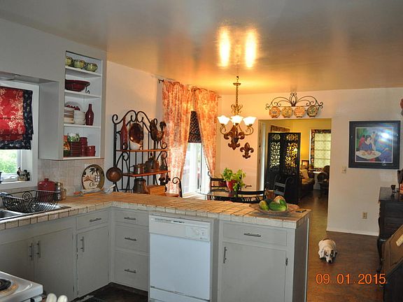 5th image of 6785 Sunnyside Ave