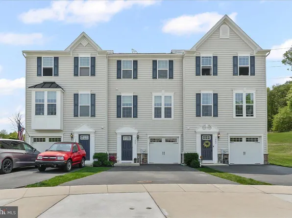 1884 Thistle Ct, Downingtown, PA 19335