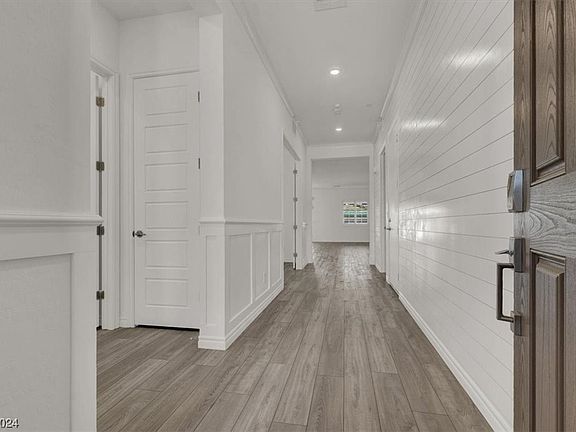 3rd image of 717 Dowland St