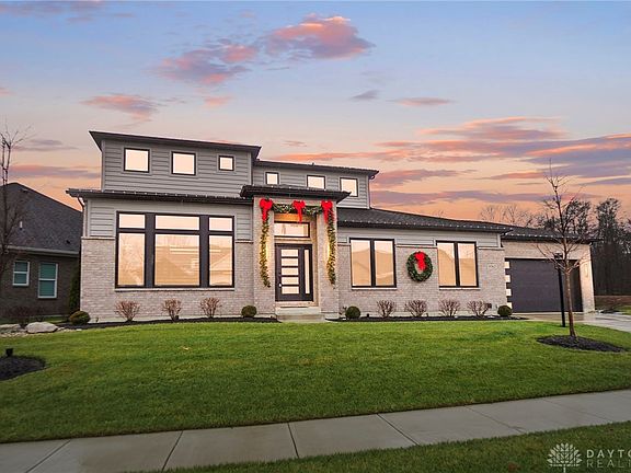 2nd image of 9363 Rochelle Ln