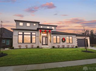 9363 Rochelle Ln, Dayton, OH 45458