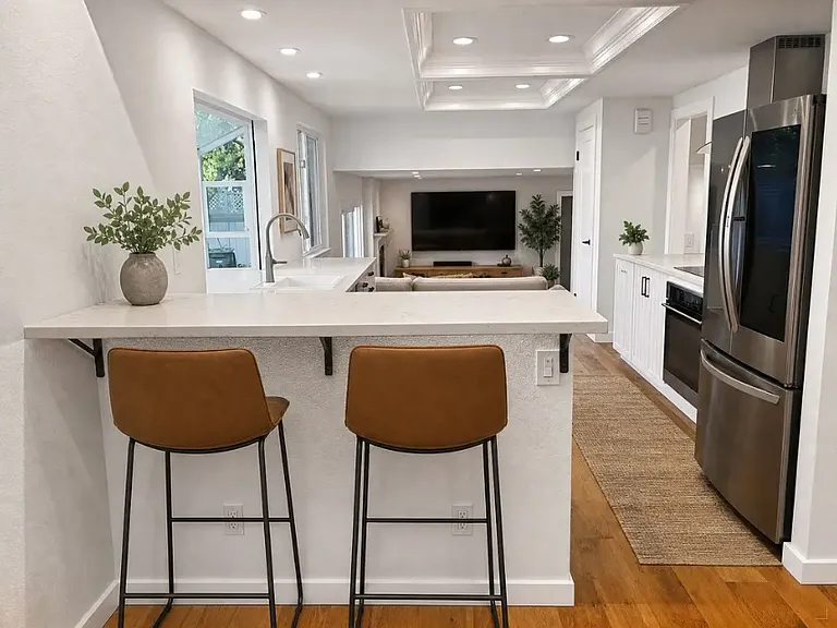 Kitchen Bar