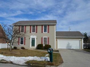 132 Geneva Ln, Lima, OH 45807