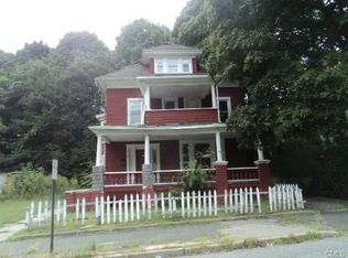 7 Lester St, Ansonia, CT 06401