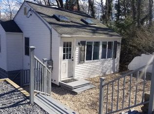 20 Friendship Dr, Rocky Point, NY 11778