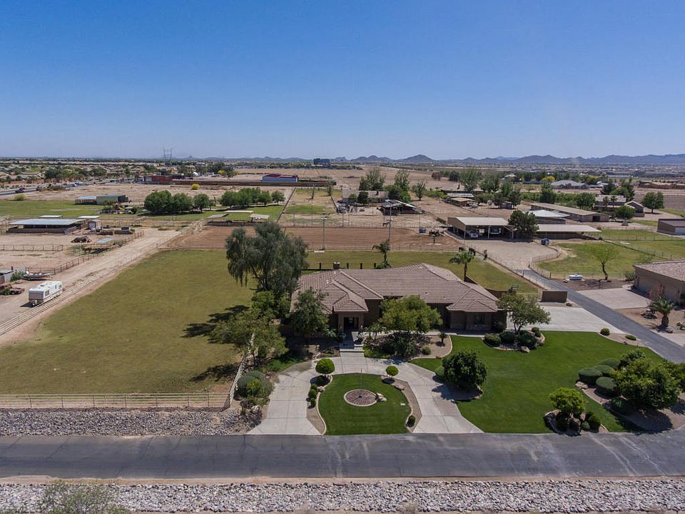1st image of 23 W Lone Star Ln