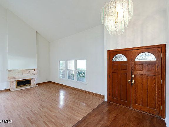 4th image of 2100 Waterby St
