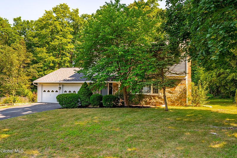 5th image of 43 Northgate Drive