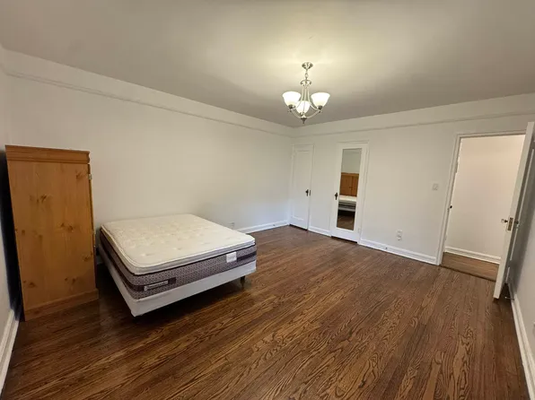 69-10 Yellowstone Boulevard image 8 of 20