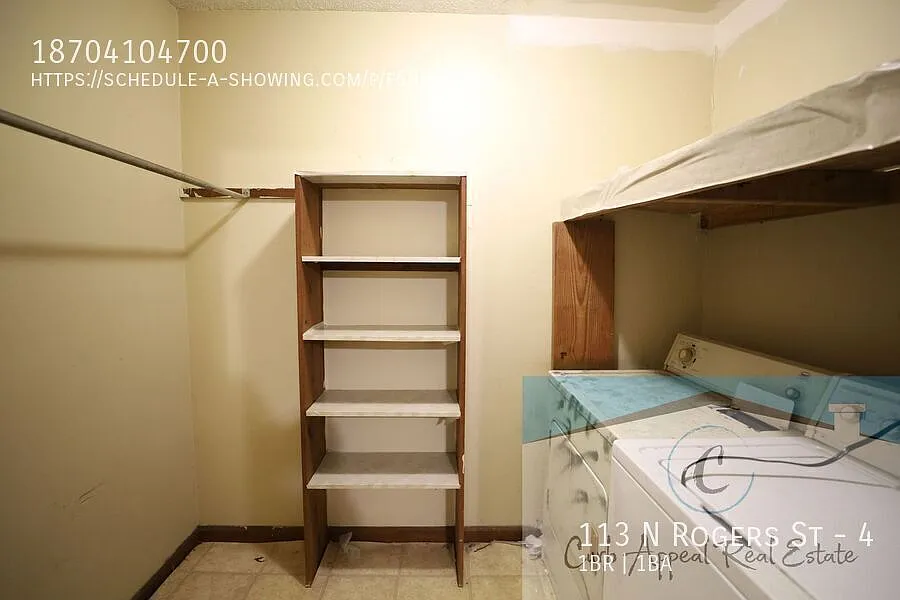 Spacious 1 bed /1 full bath apt — Photo 2