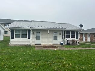 403 Rennaker St #5, La Fontaine, IN 46940