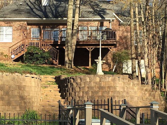 5th image of 4048 Lochfoot Dr