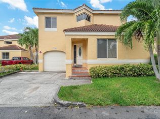 11201 Lakeview Dr #48-M, Coral Springs, FL 33071