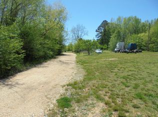 31040 Broad St, Bruceton, TN 38317